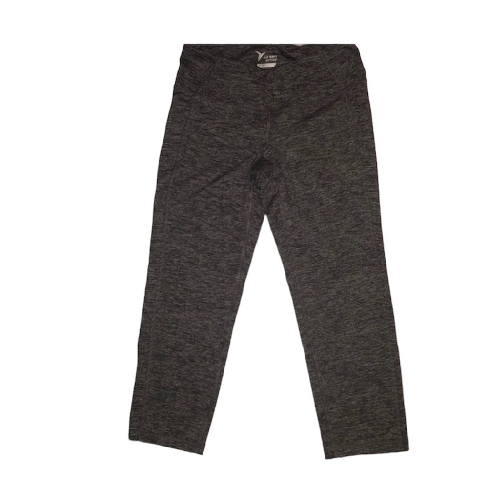 3/$18  Old Navy active go-dry gray and black striped capris size small